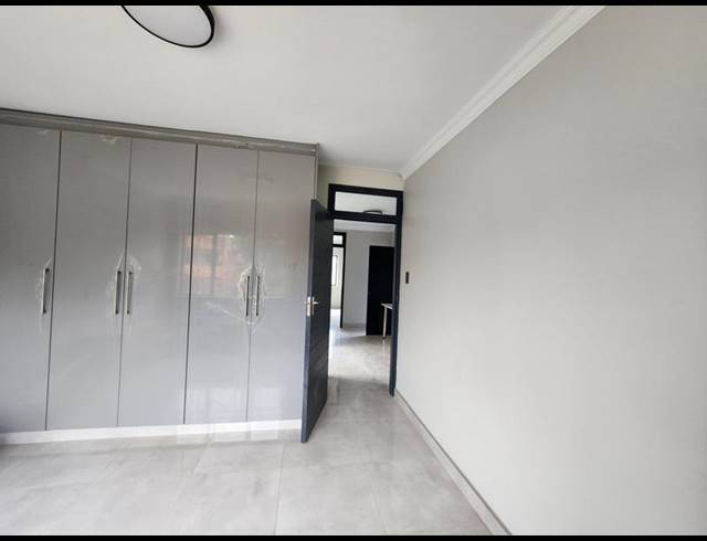 2 BEDROOM PROPERTY TO RENT IN OVERPORT